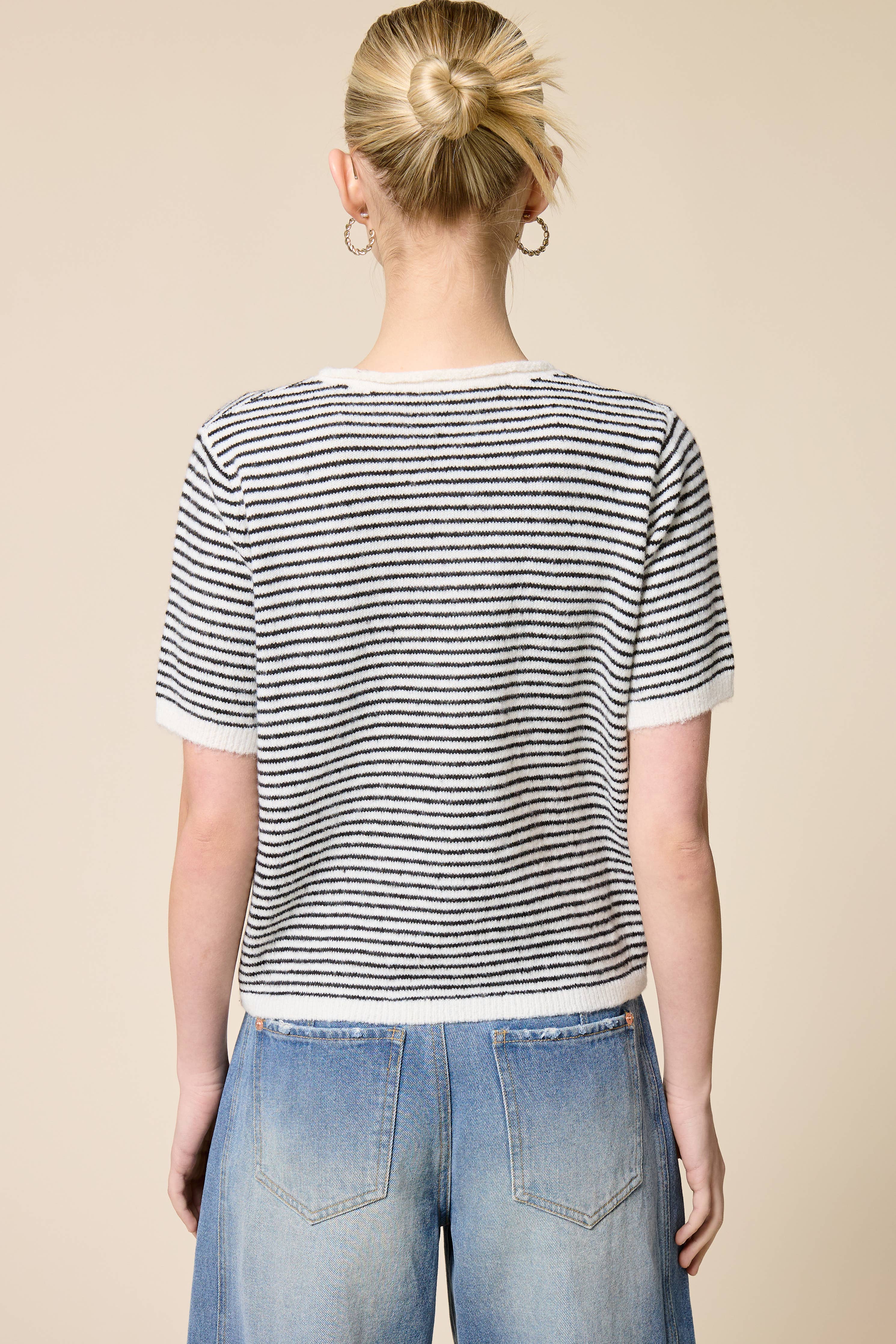 Fuzzy Short-Sleeve Cardigan (White)