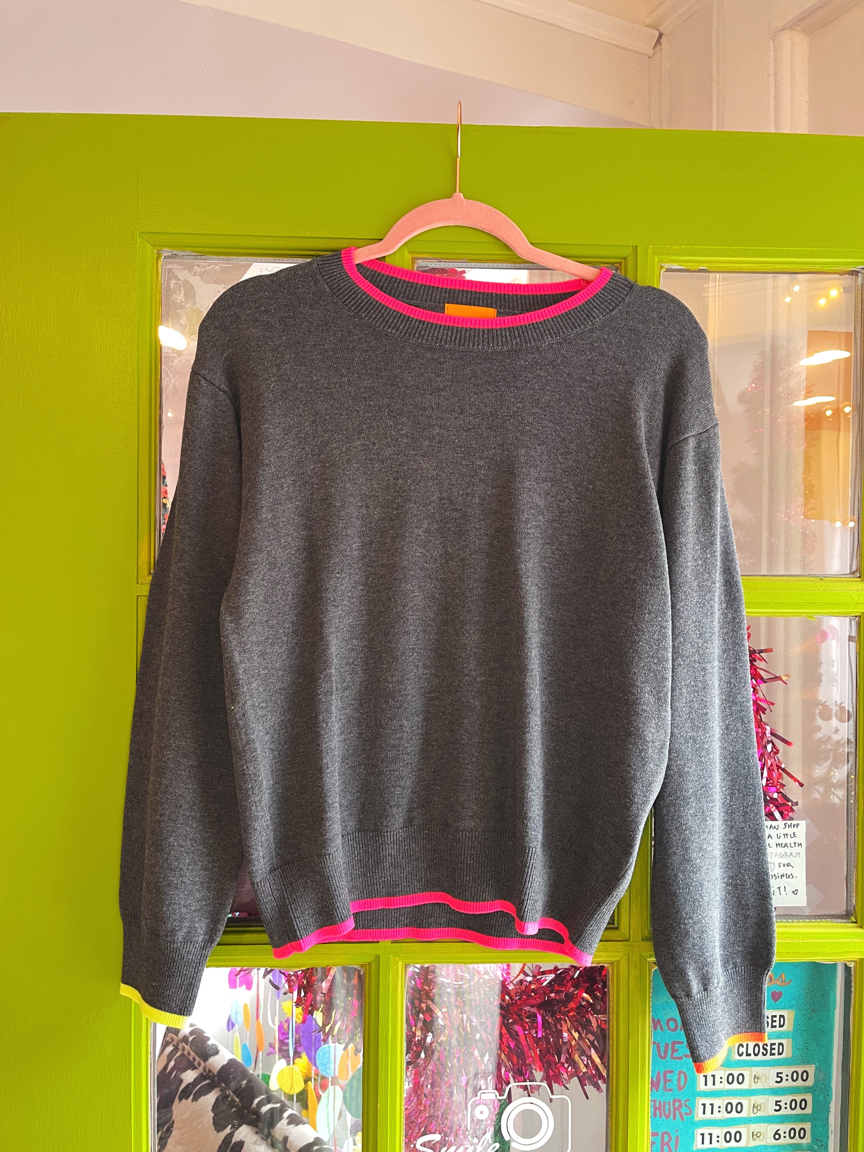 Valentina Heart Crew | BRODIE CASHMERE