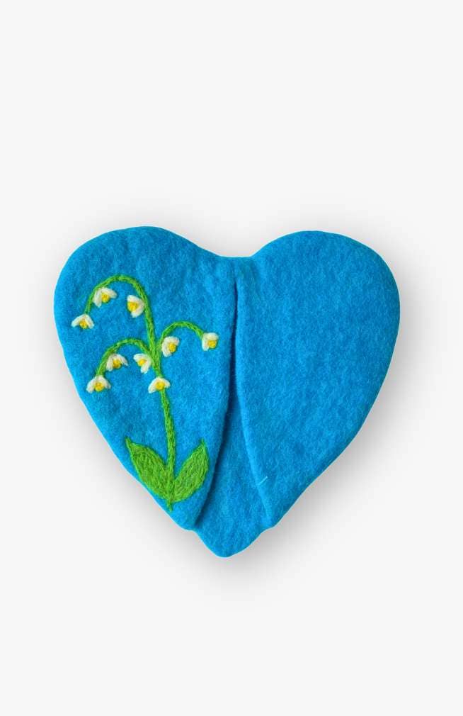 Felt Open Potholder (Heart-Shaped Lily of the Valley)