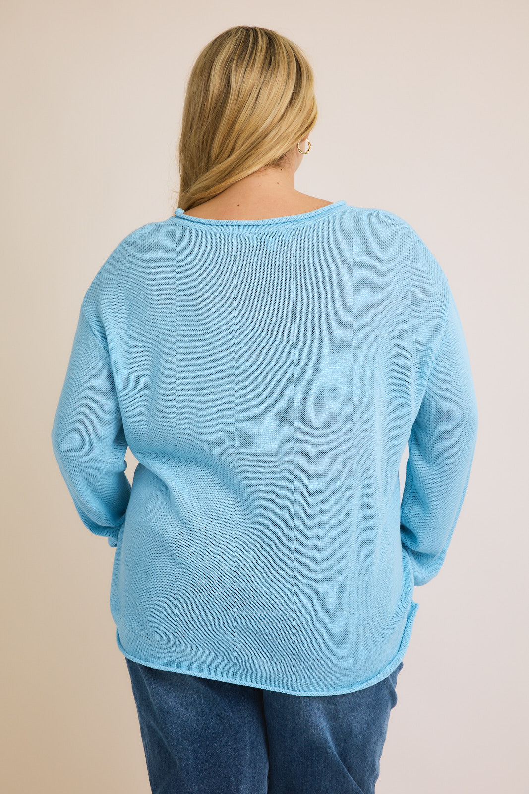 BEACH Lightweight Sweater