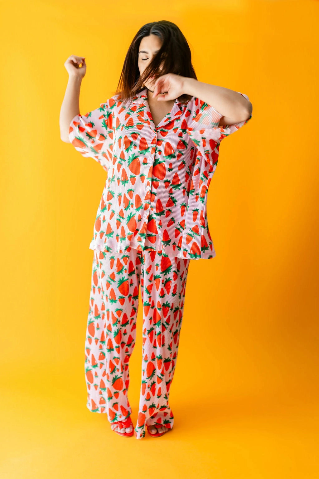 Strawberry Fields Plisse Pants | TABY ORIGINALS