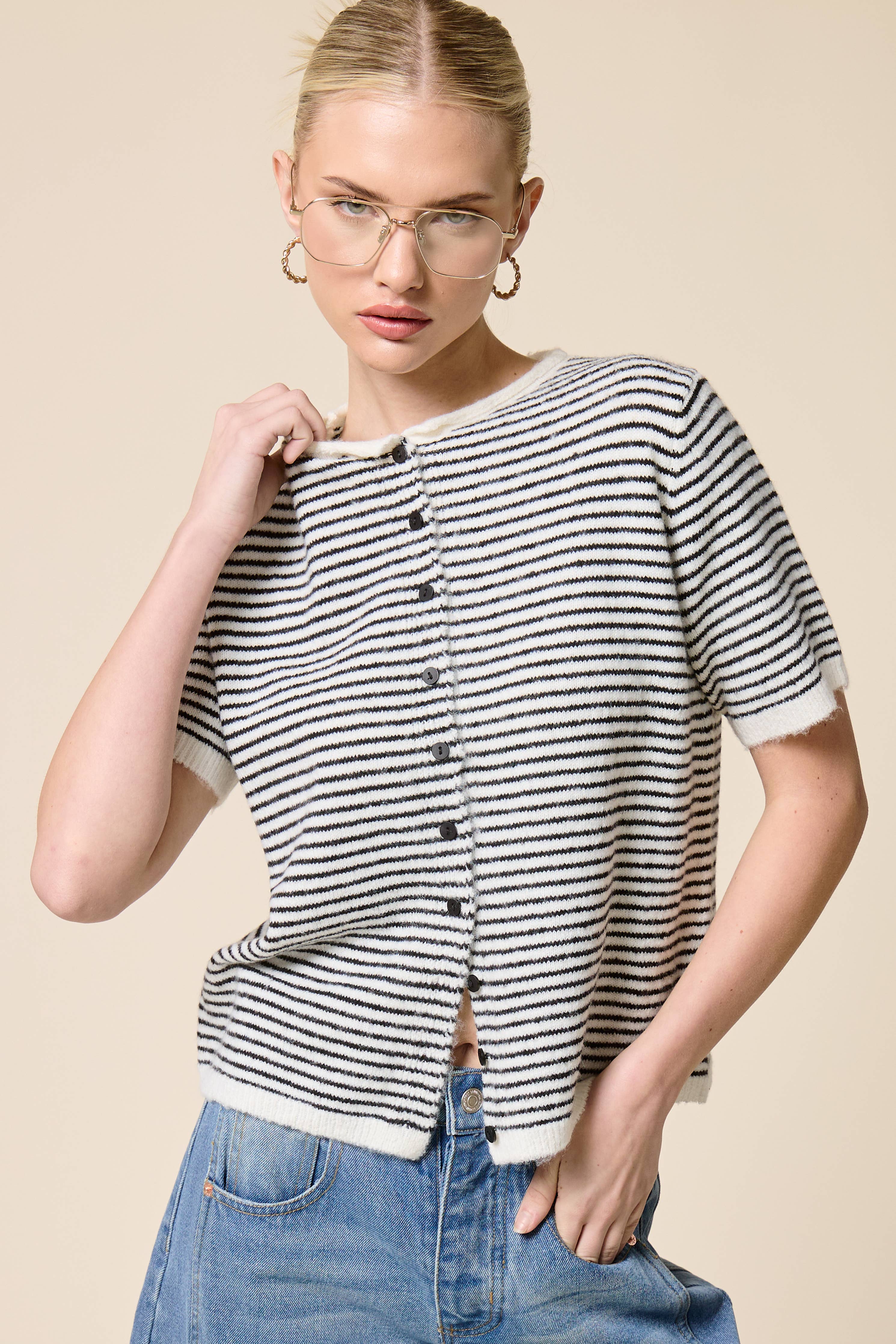 Fuzzy Short-Sleeve Cardigan (White)