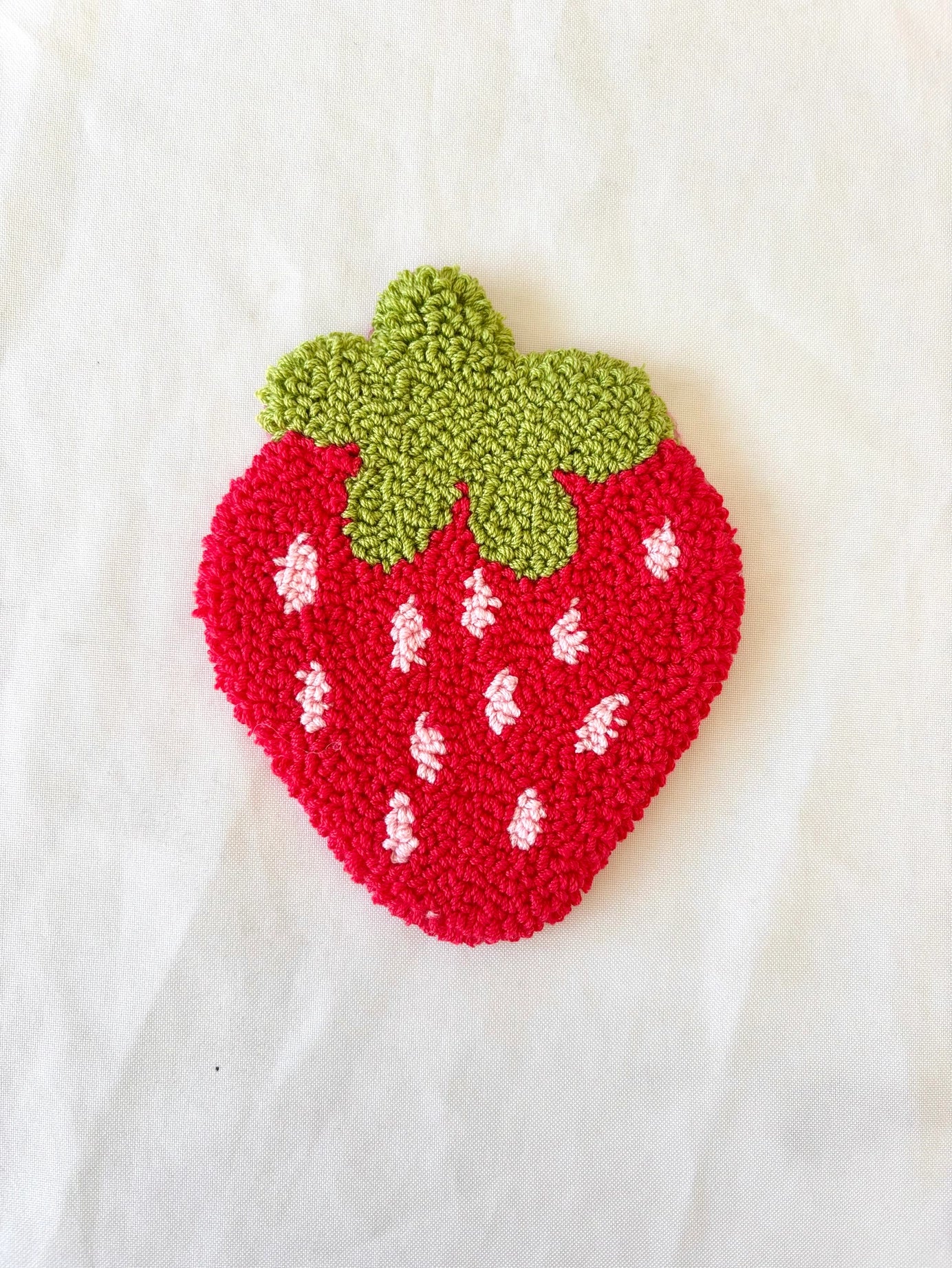 Handmade Tufted Coaster / Mug Rug (Strawberry)