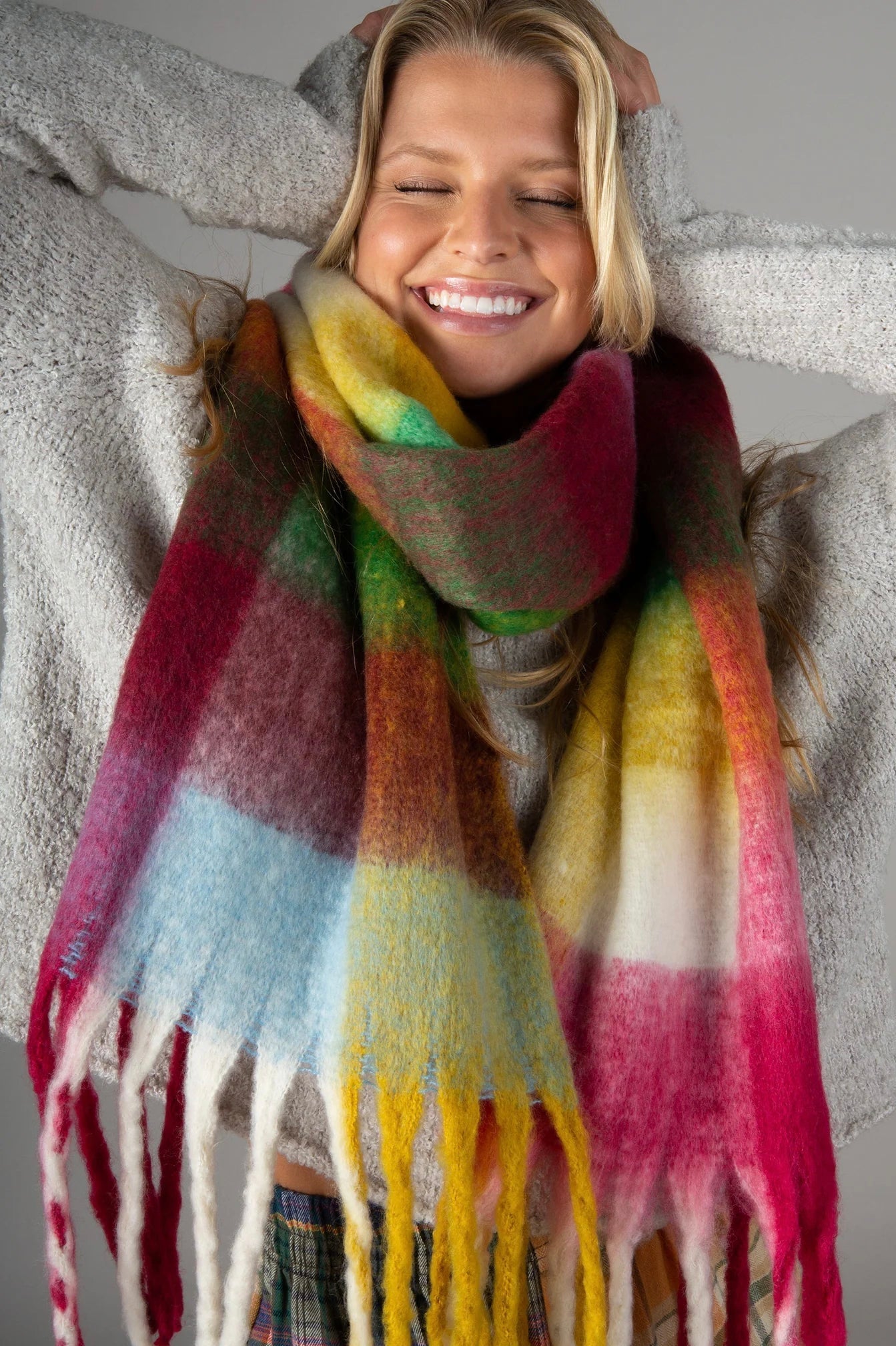 Cuddle Up Cozy Scarf | Rainbow