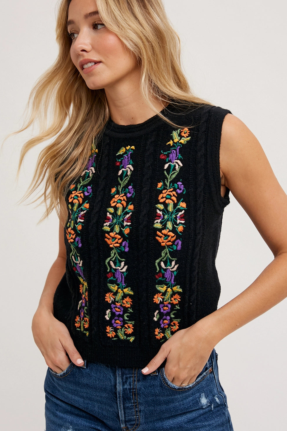 Embroidered Knit Tank | Black